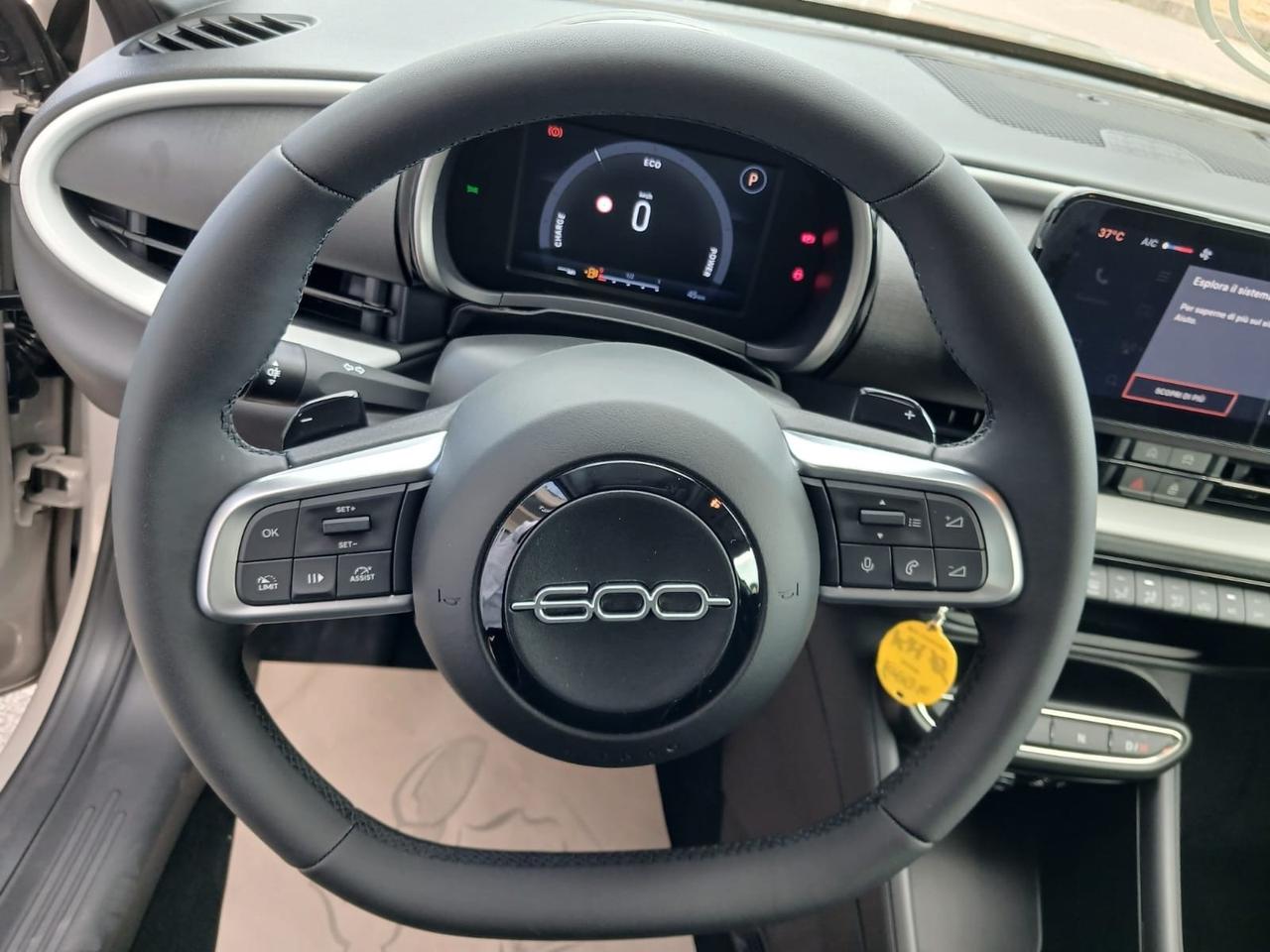 Fiat 600 Hybrid 110 CV DCT MHEV Business