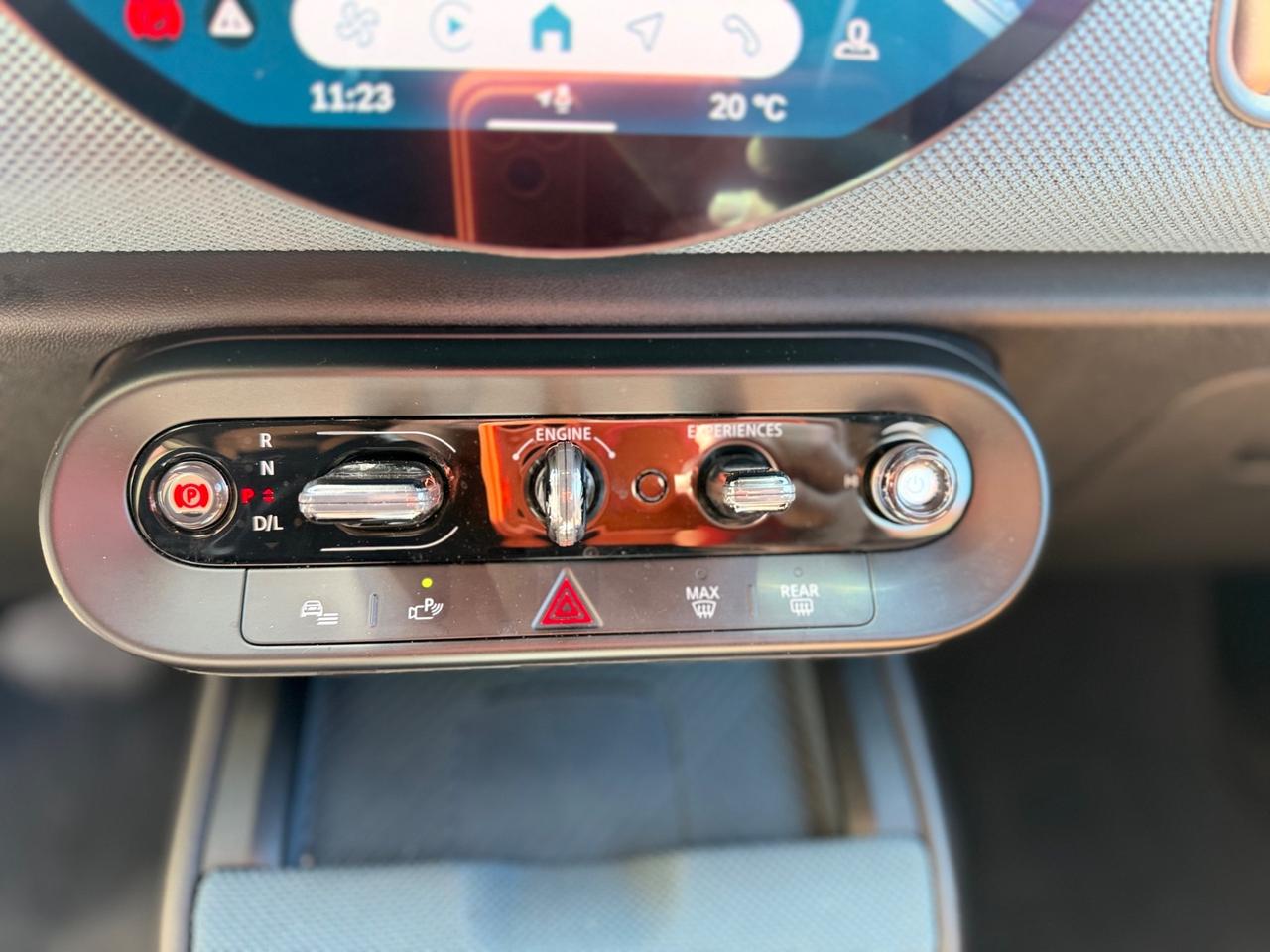 Mini Countryman Favoured 1.5 benzina/hybrida COME NUOVA