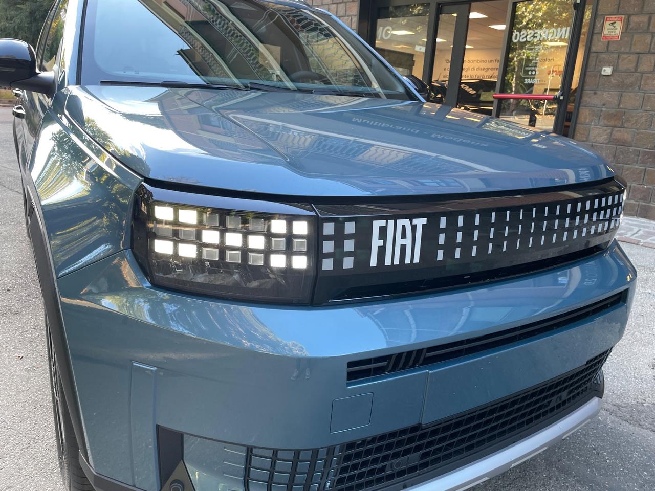 Fiat Grande Panda 1.2 Hybrid 110 CV S&S La Prima