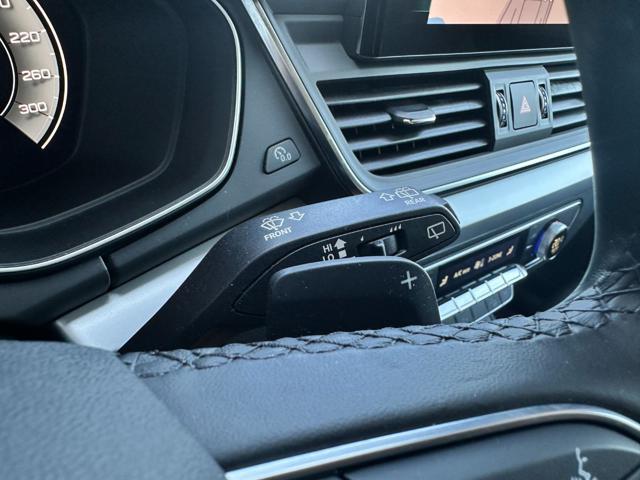 AUDI Q5 40 TDI quattro S tronic S line