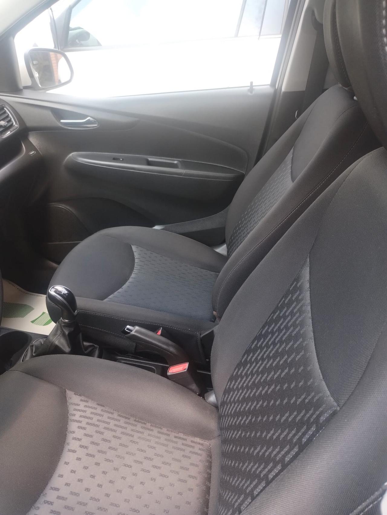 Opel Karl Rocks 1.0 73 CV