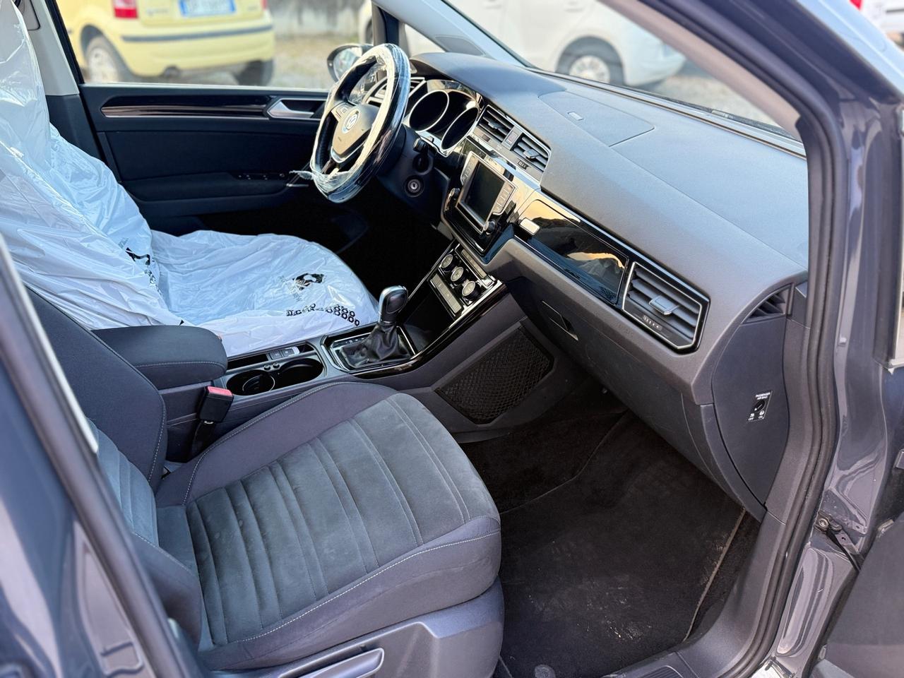 Volkswagen Touran 1.6 TDI Executive BlueMotion Technology