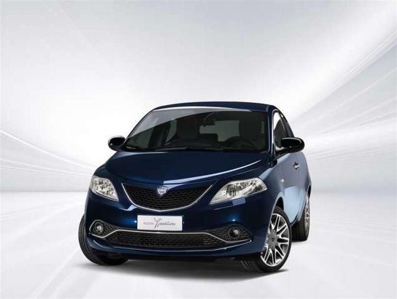 Lancia Ypsilon 5 Porte 1.2 Black and Noir