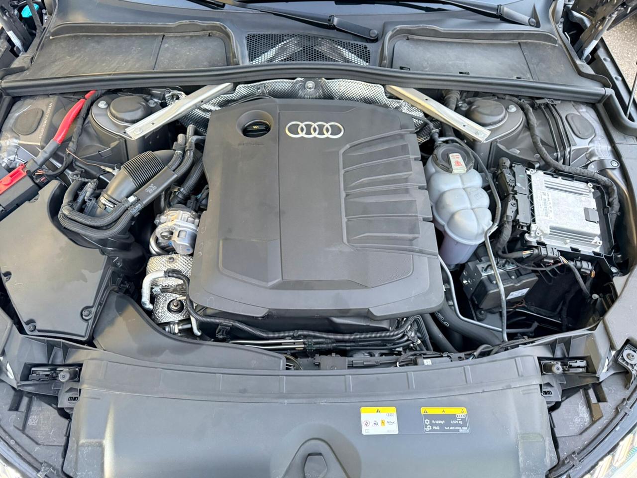 Audi A4 allroad 40 TDI 204 CV S tronic Identity Contrast