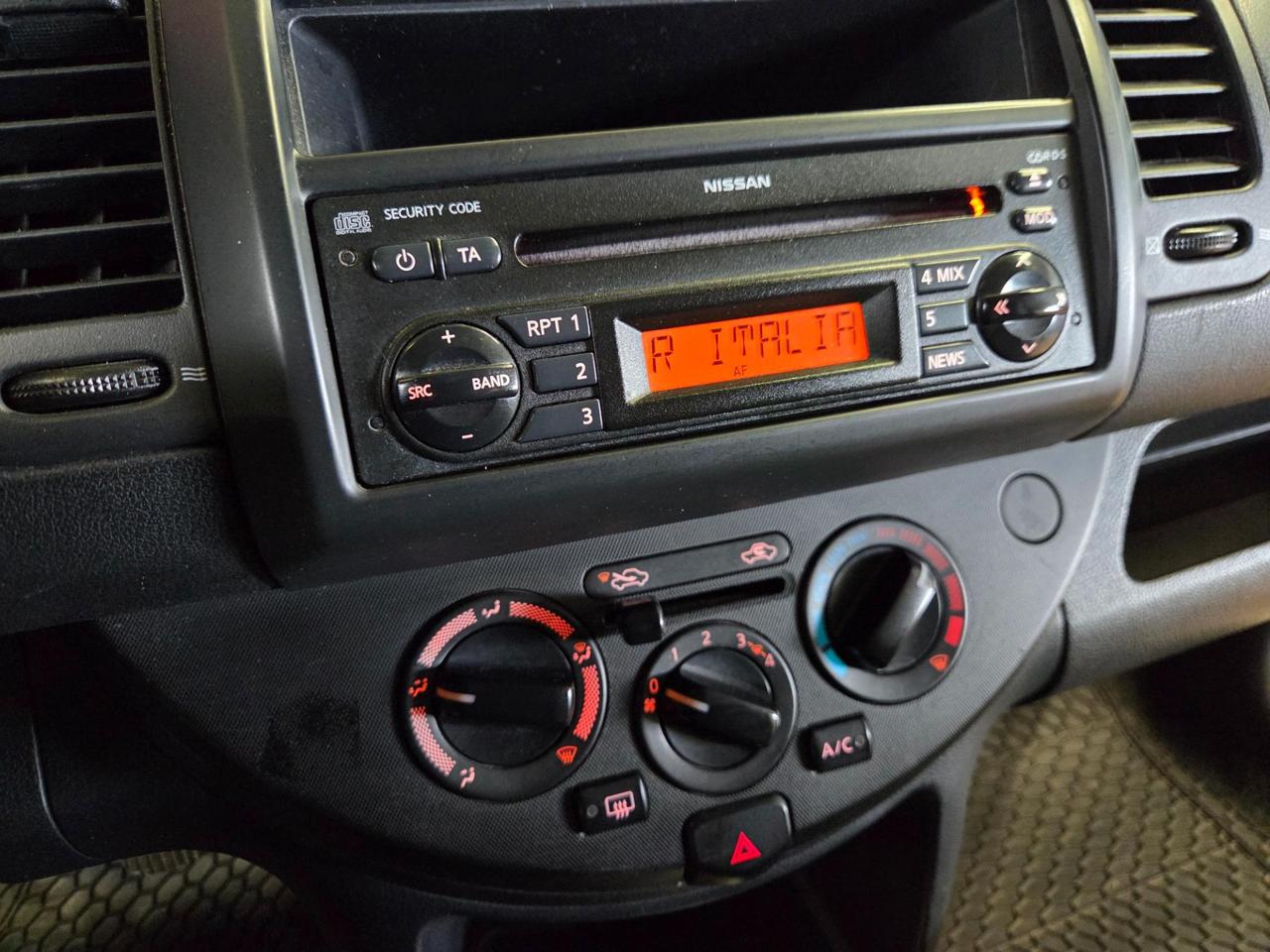 Nissan Note 1.5 dci Visia c/radio,clima,airb.lat.