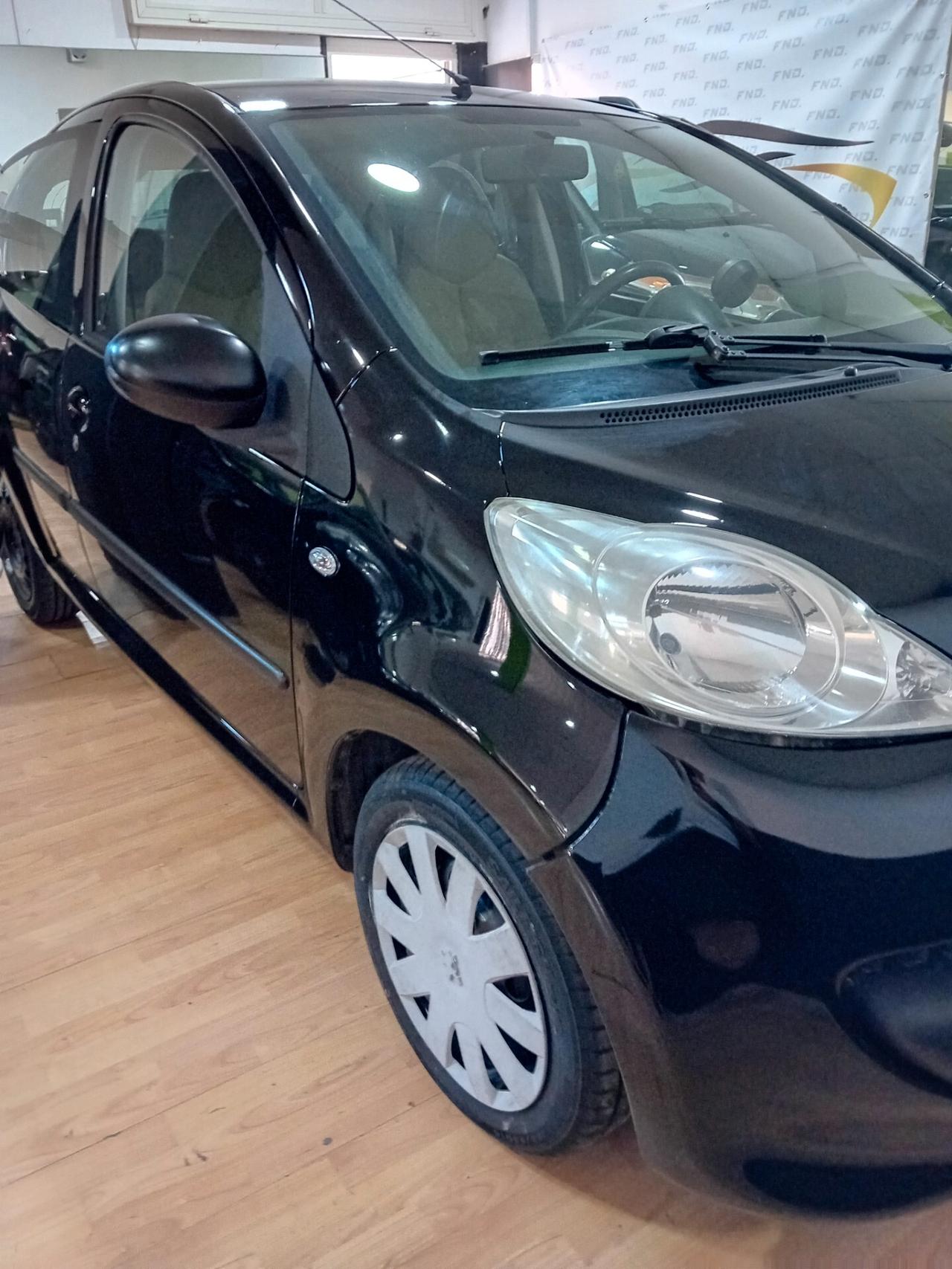 Peugeot 107 1.0 68CV 5p. Sweet Years