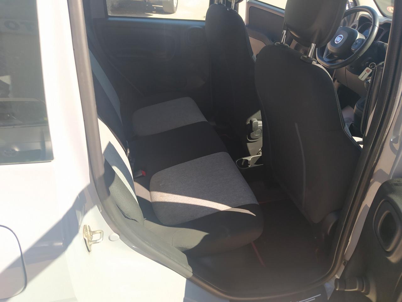 Fiat Panda 1.2 Lounge Neopatentati