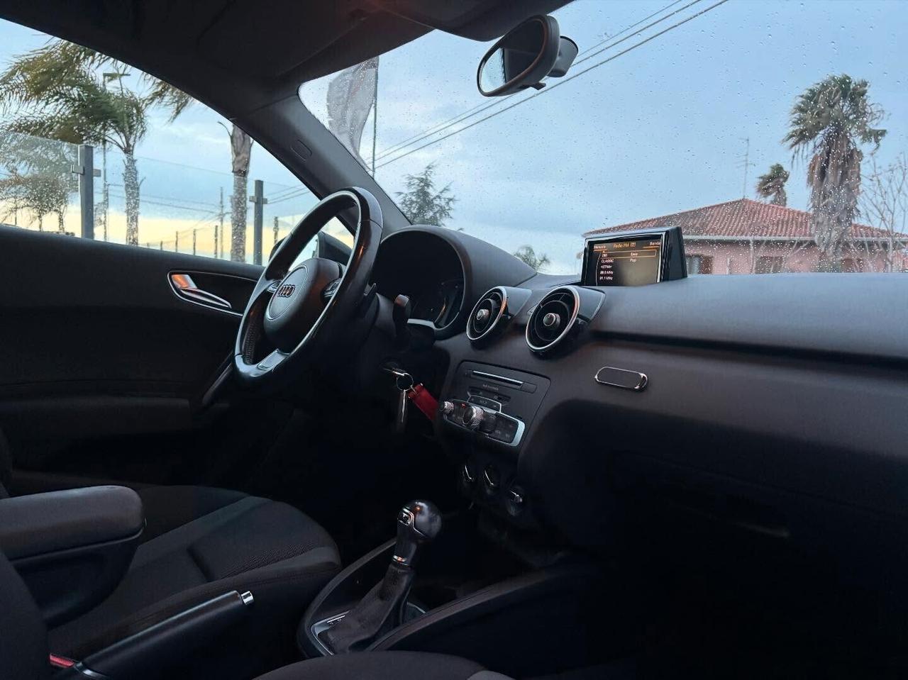 Audi A1 SPB 1.6 TDI -s line