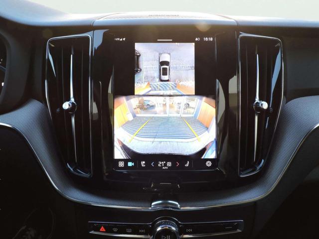 VOLVO XC60 B5 AWD automatico Plus Dark Aziendale