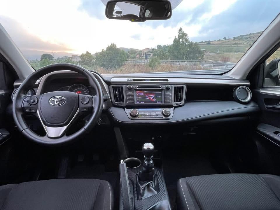 Toyota RAV 4 RAV4 2.2 D-4D 4WD Style