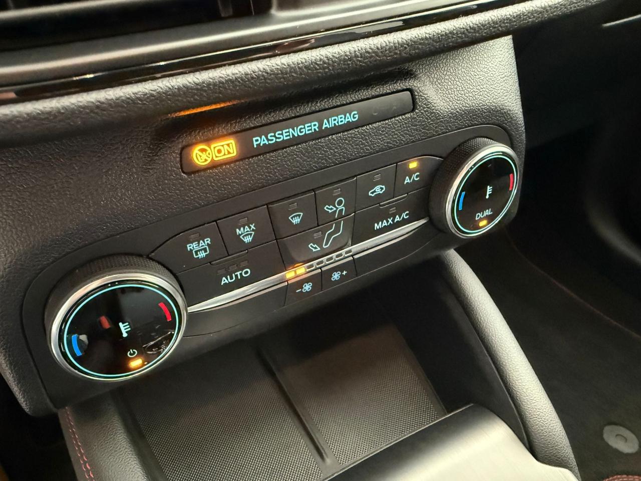 Ford Kuga 2.5 Plug In Hybrid 225 CV CVT 2WD ST-Line UNIPRO