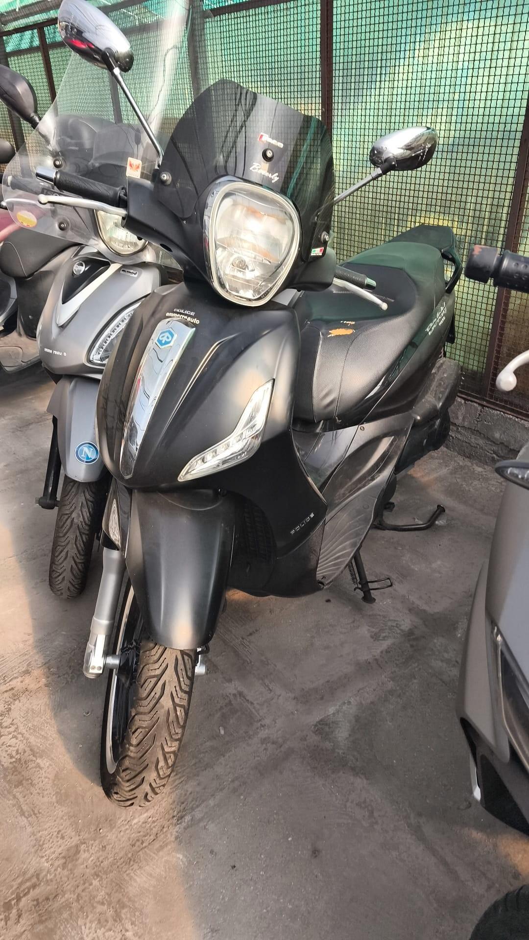 Piaggio Beverly 300 del 2018 USATO