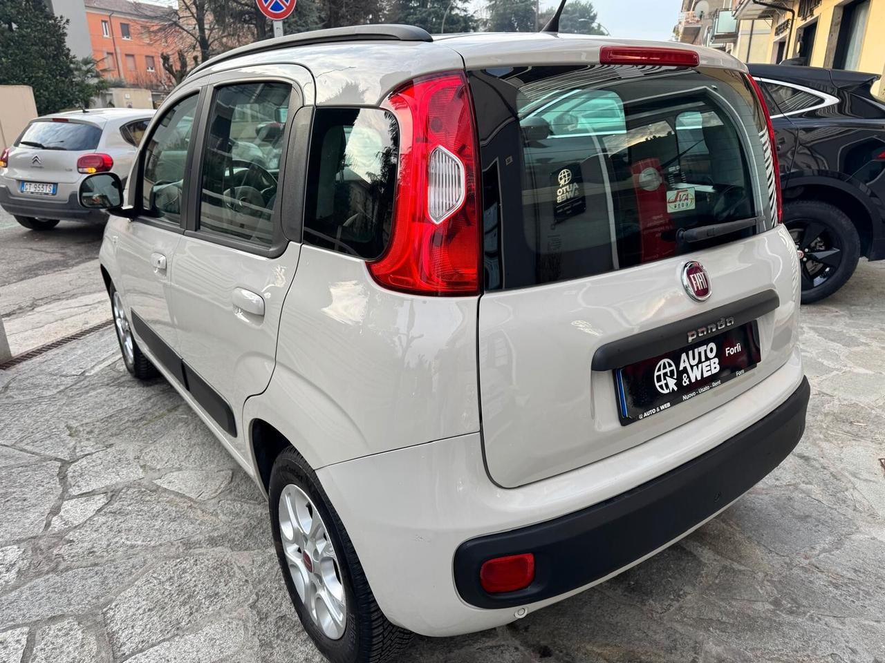 FIAT PANDA 1.2 LOUNGE UNIPROPRIETARIO NEOPAT.