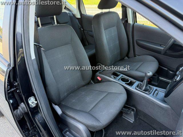 MERCEDES-BENZ A 160 BlueEFFICIENCY Executive