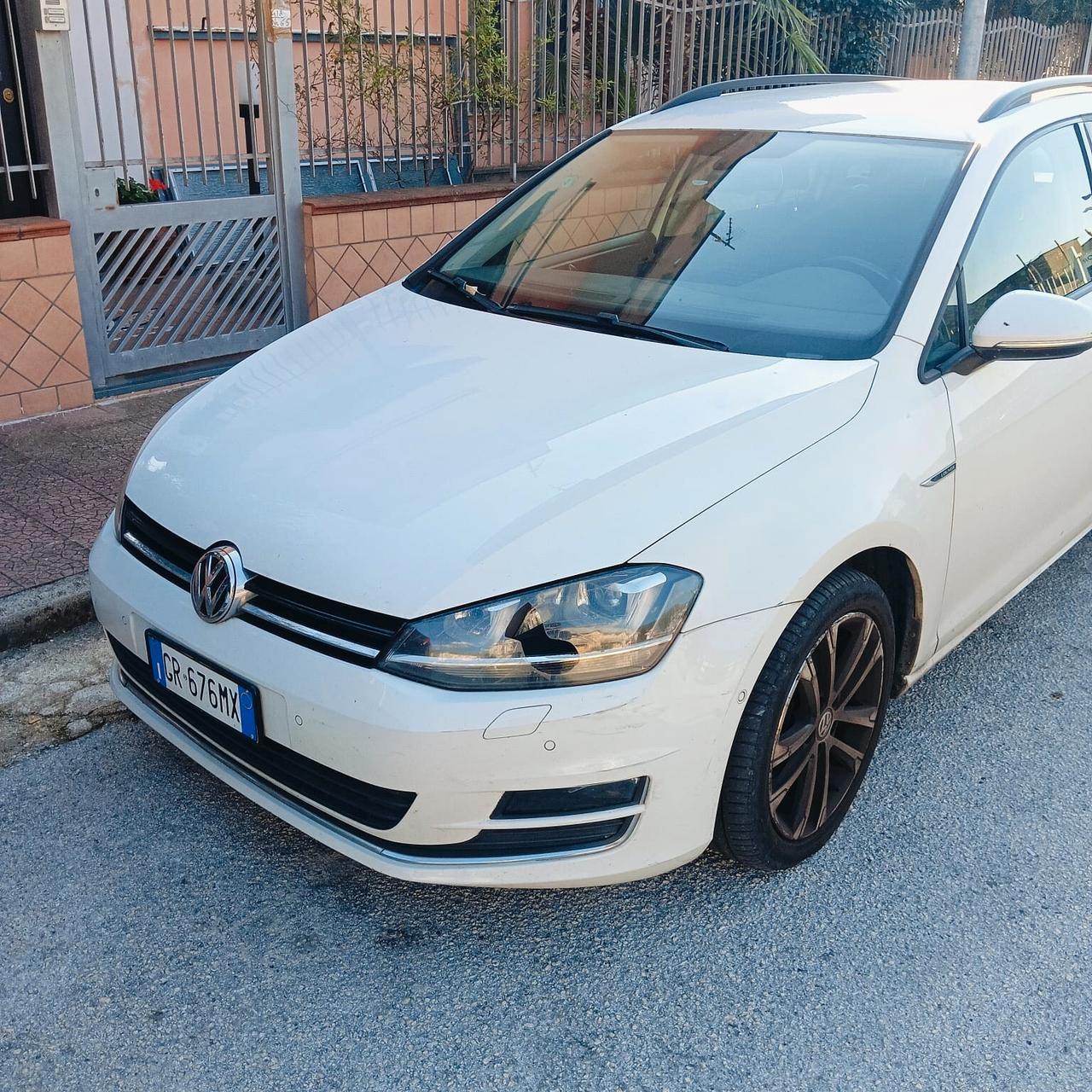Volkswagen Golf Variant 1.6 TDI 110 CV Comfortline BlueMotion Tech.
