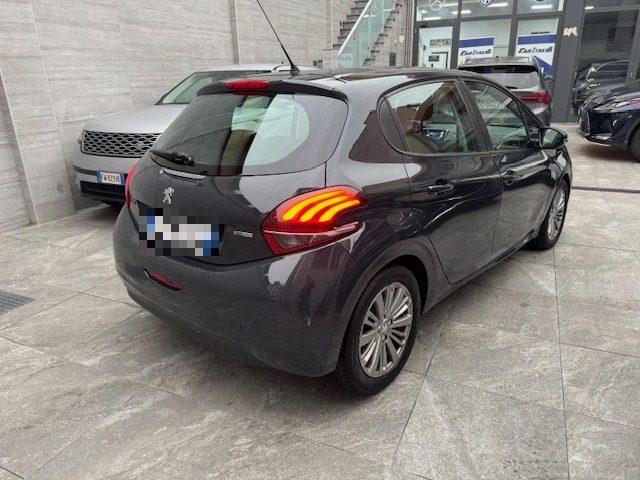 PEUGEOT 208 1° serie PureTech 82 3 porte Allure