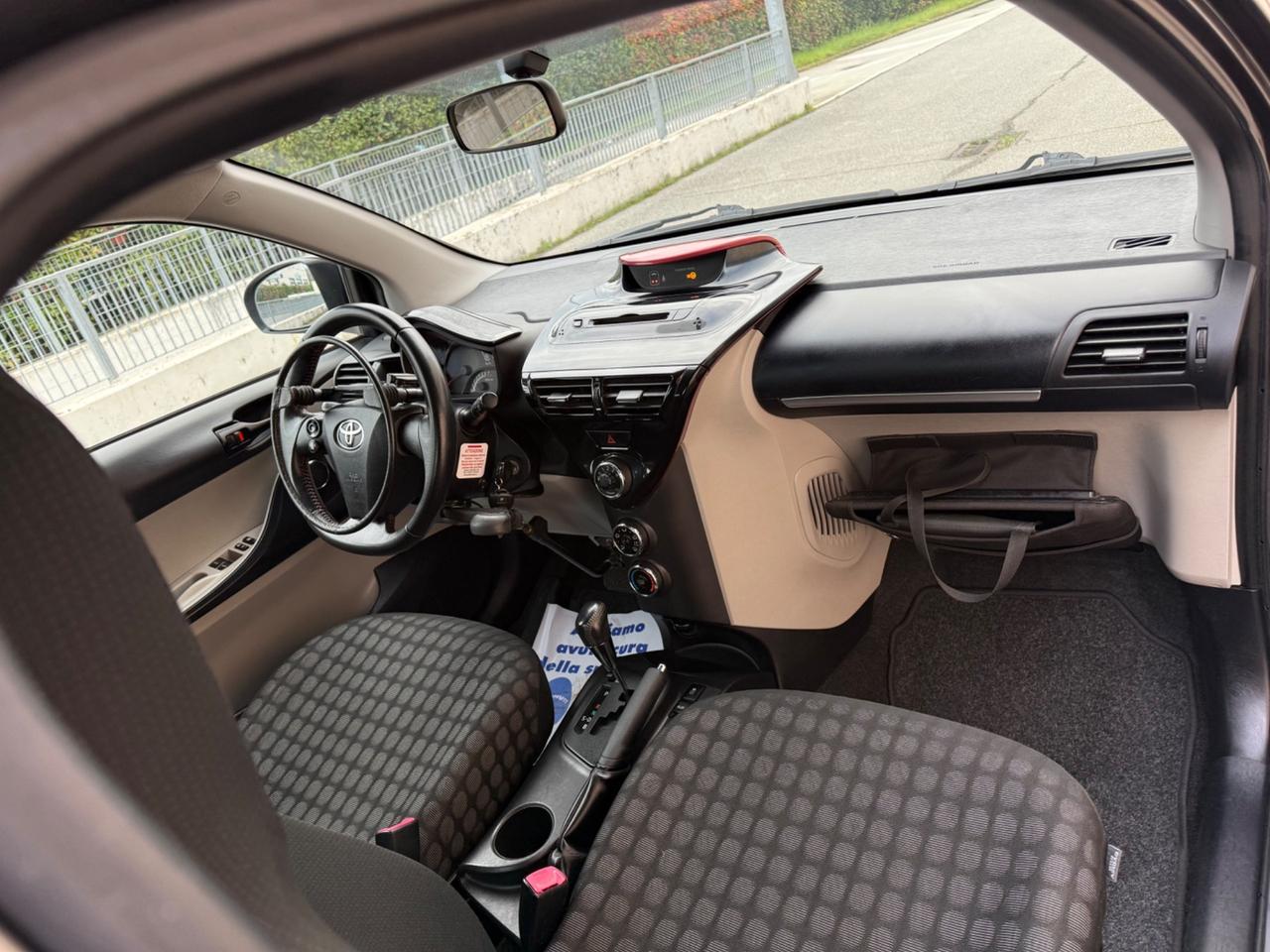 Toyota iQ 1.0 Sol .Guidasimplex … Automatica