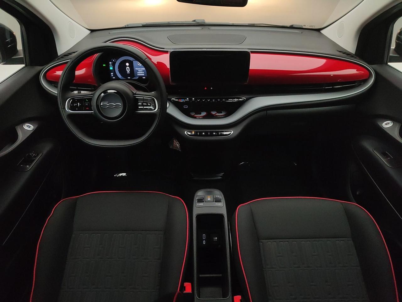 FIAT 500e 500E 95CV 23,65KW RED