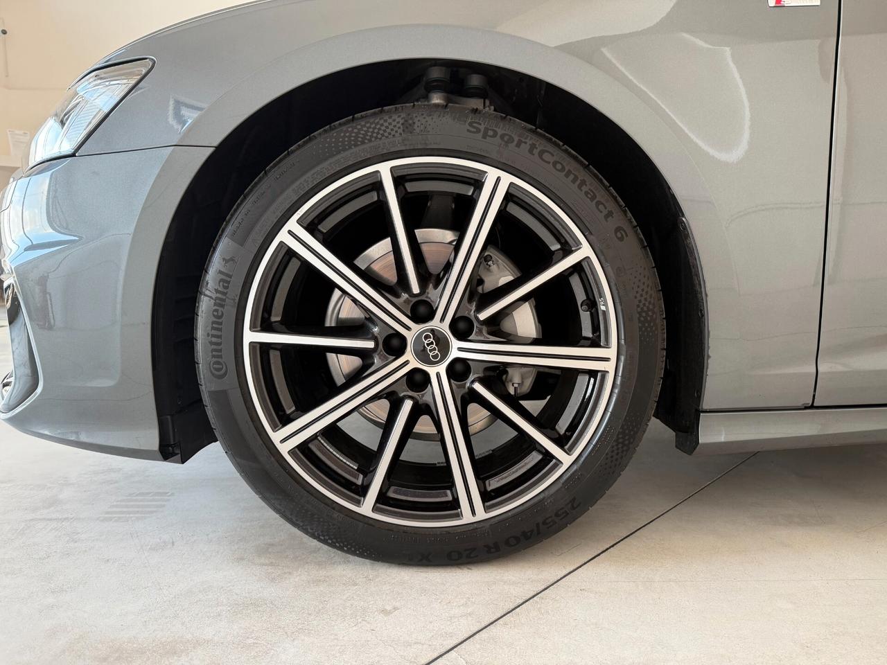 Audi A6 Avant 40 2.0 TDI S tronic S line edition