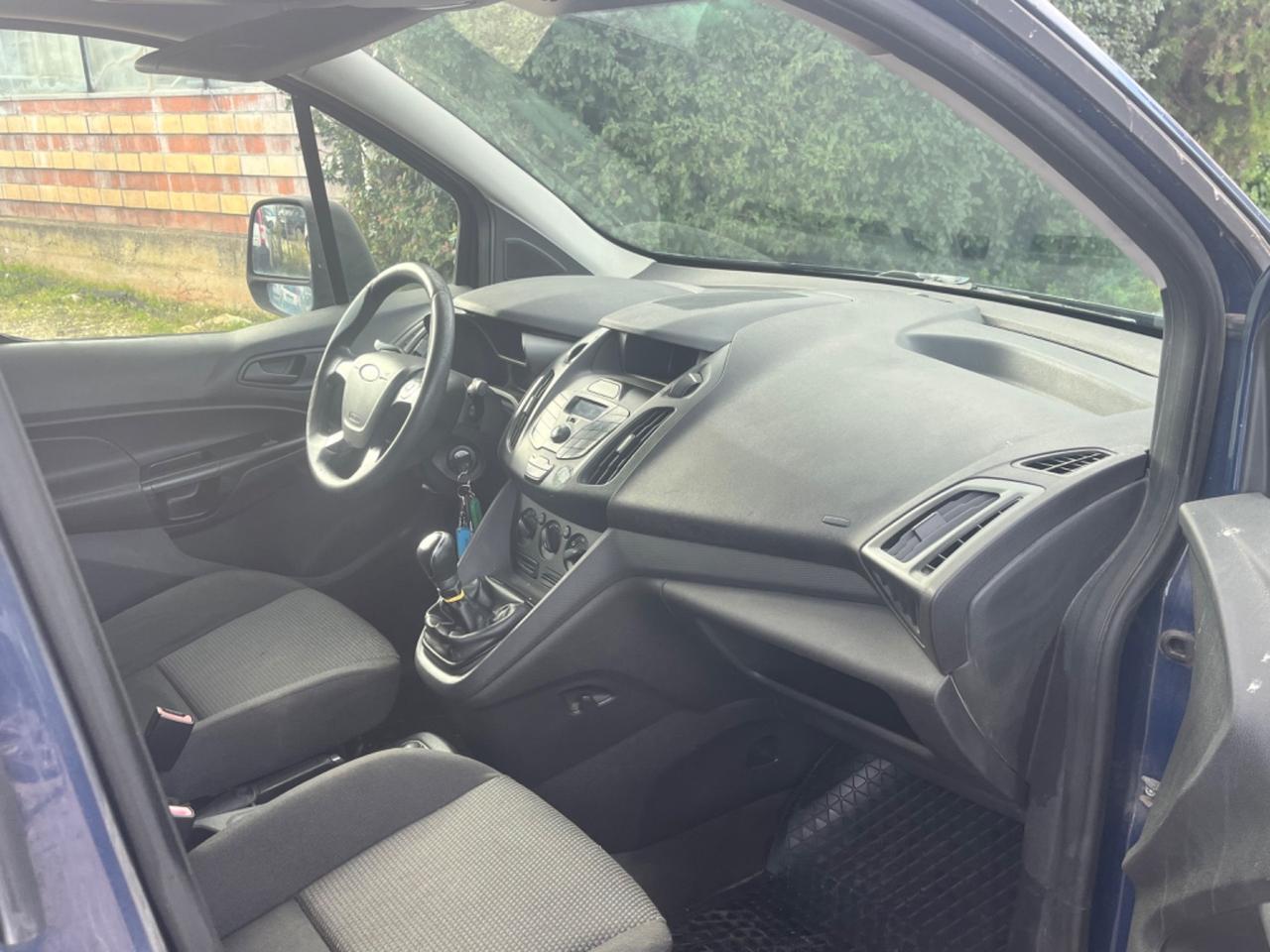 Ford Tourneo Courier 1.5 TDCI 75 CV Plus