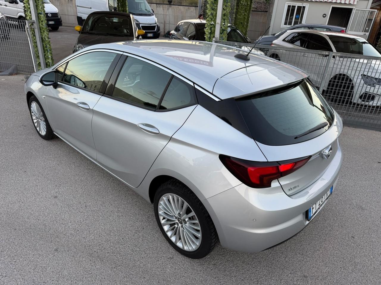 Opel Astra 1.6 CDTi 136CV Berlina nuova garanzia12m