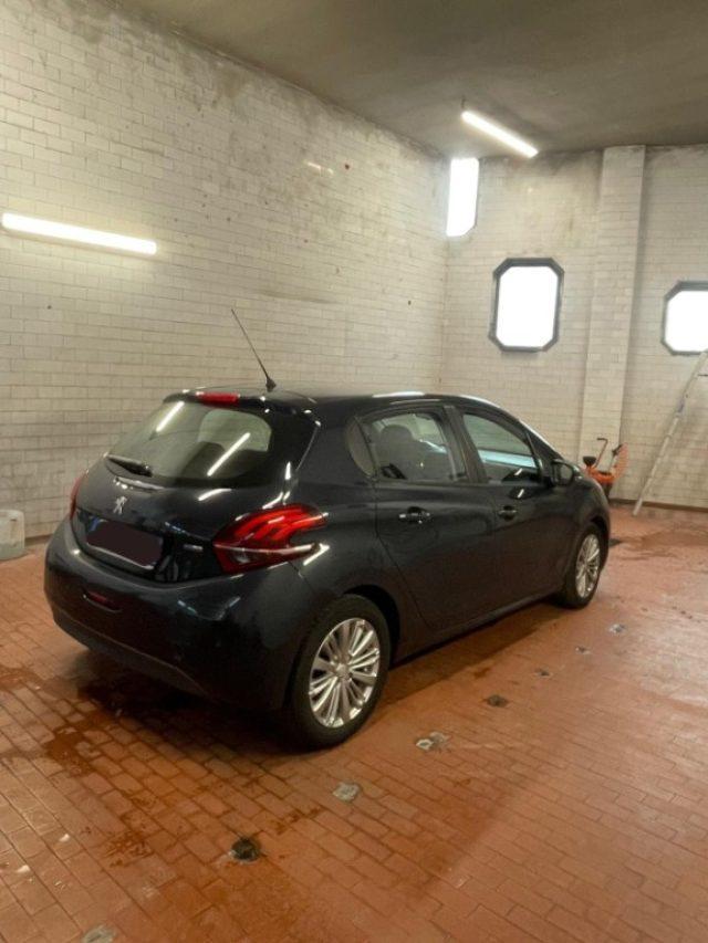 PEUGEOT 208 1° serie PureTech 82 5 porte Active