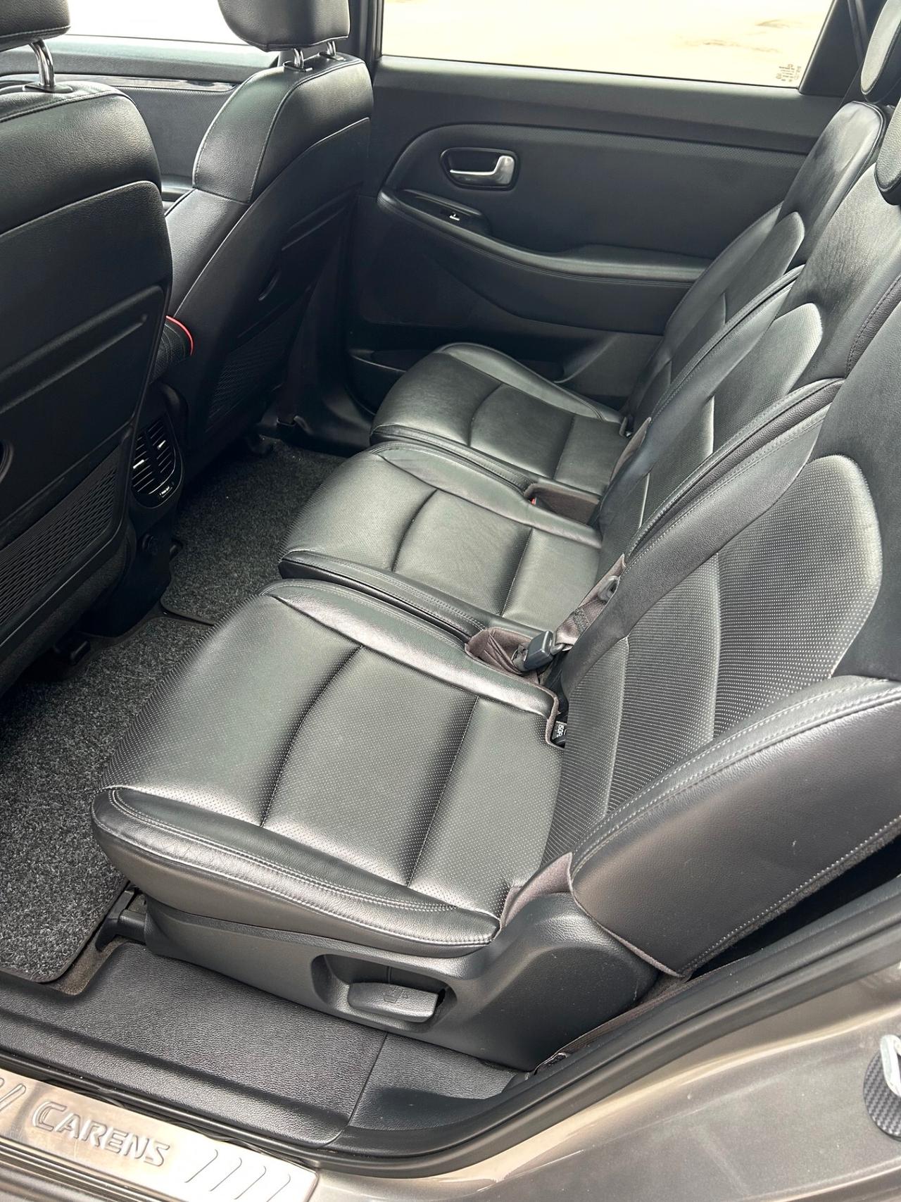 Kia Carens 1.7 CRDi 141 CV DCT high tech