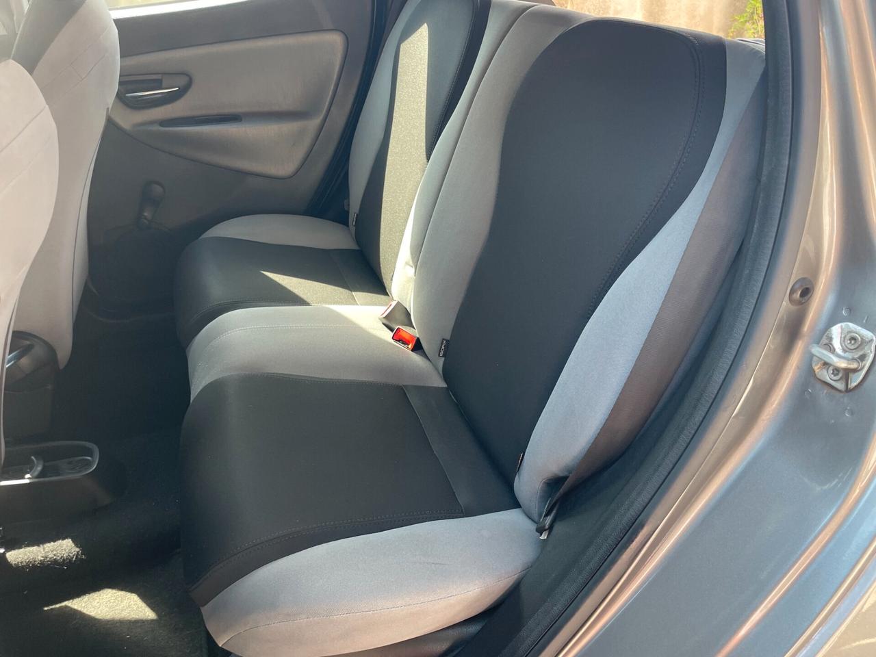 Lancia Y Ypsilon 1.2 GPL NUOVO Gold FULL 126.000 KM! TAGLIANDATA NEOPATENTATI