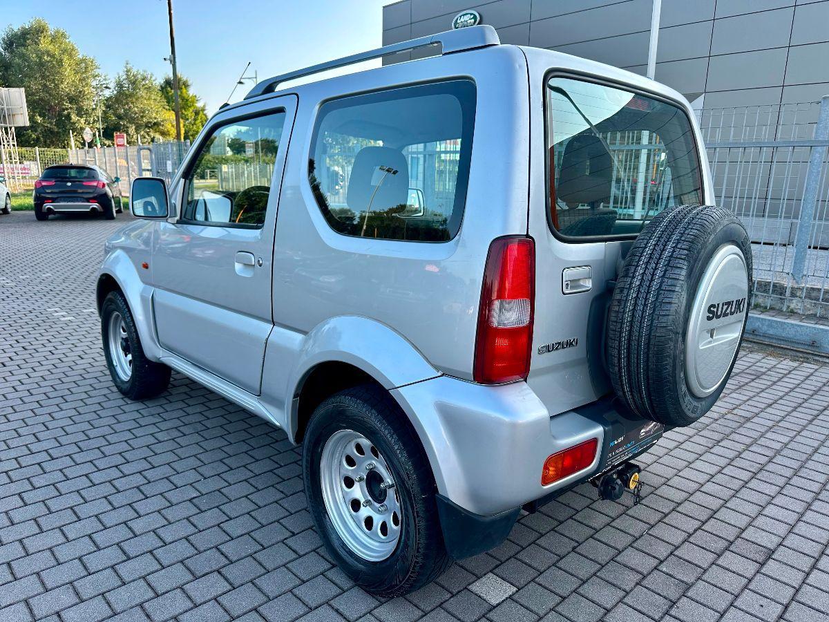 SUZUKI - Jimny - 1.3i 16V 4WD JLX Mode