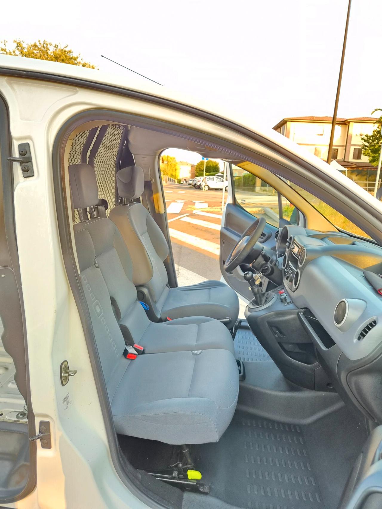 Citroen Berlingo BlueHDi 100 Van 3 posti Club L1