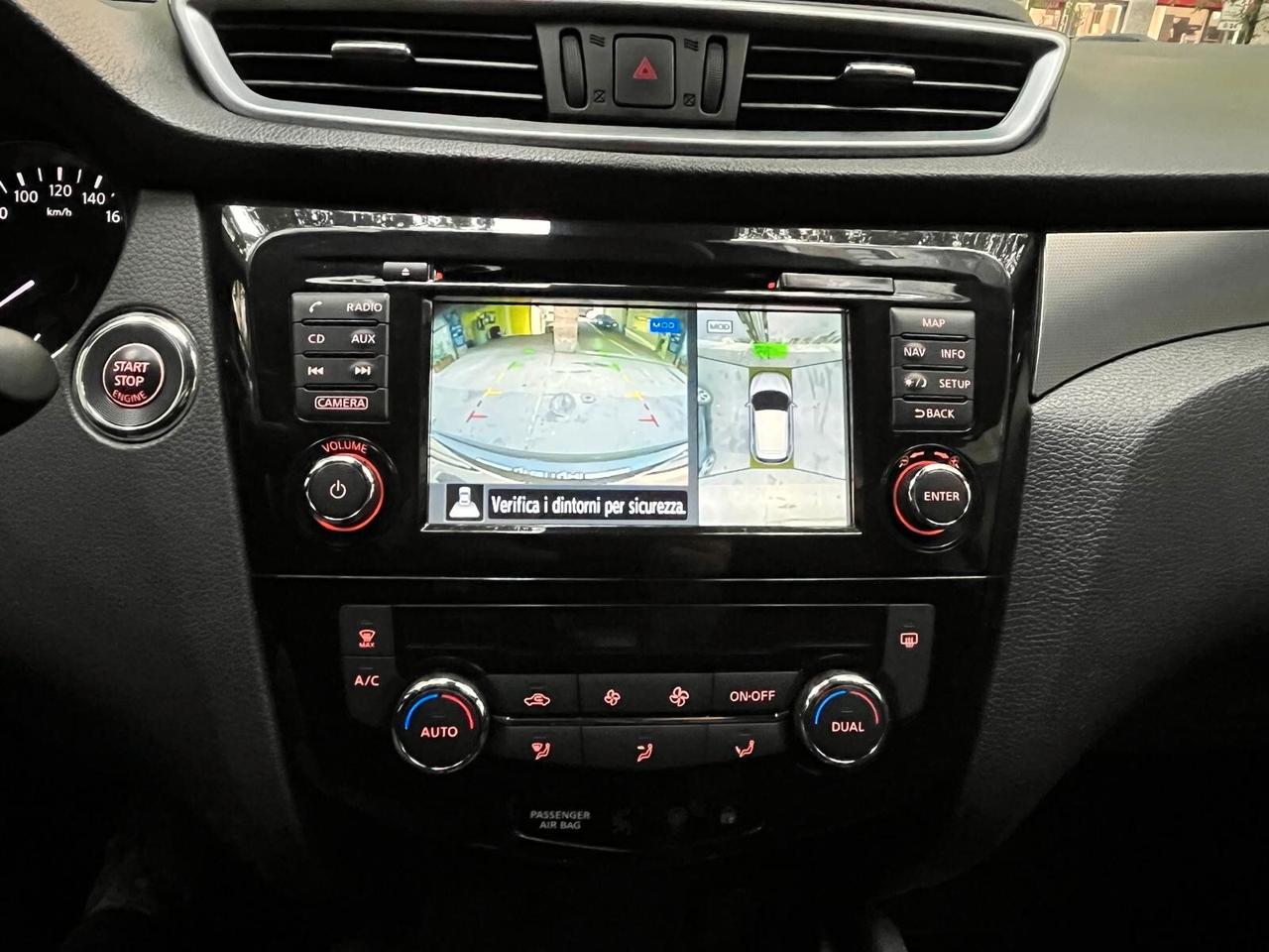 Nissan Qashqai 1.2 DIG-T N-Connecta