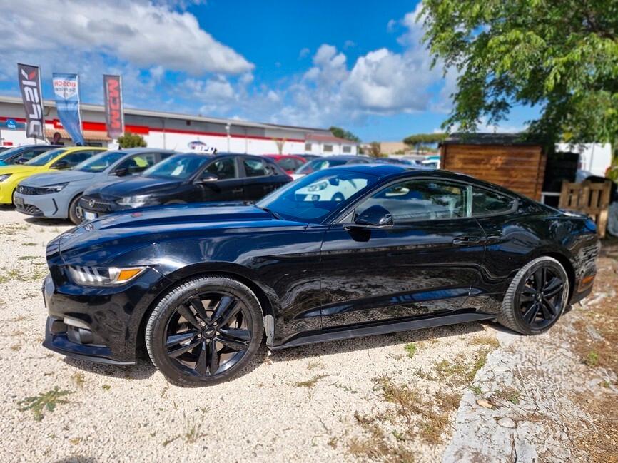 Ford Mustang Fastback 2.3 EcoBoost