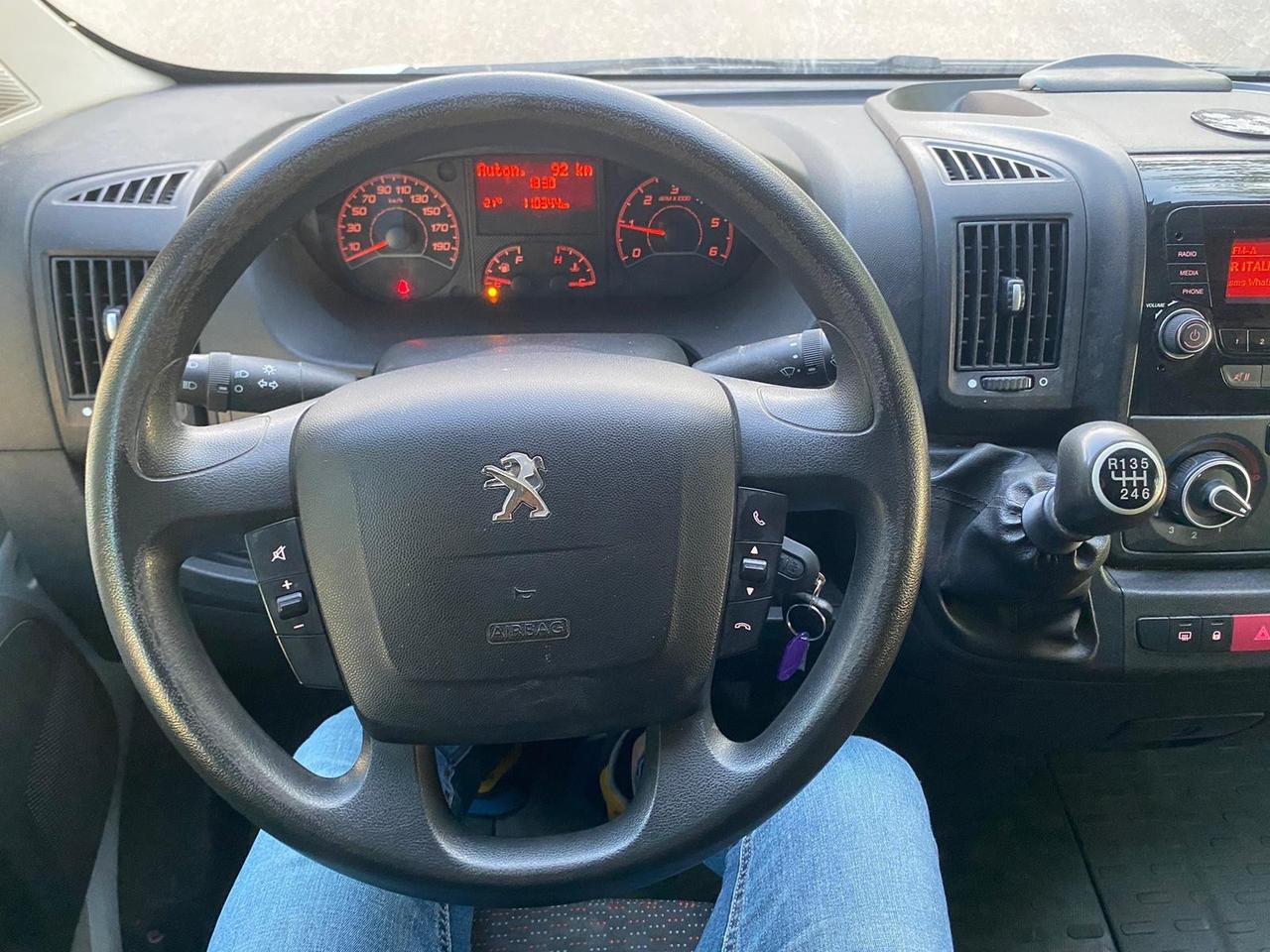 Peugeot Boxer 335 L2 H2 2.0 BlueHDI 130cv