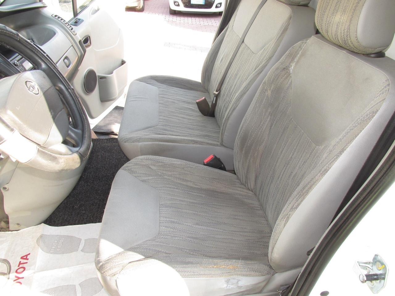 Nissan Primastar FURGONE CHIUSO CON 3 POSTI A SEDERE