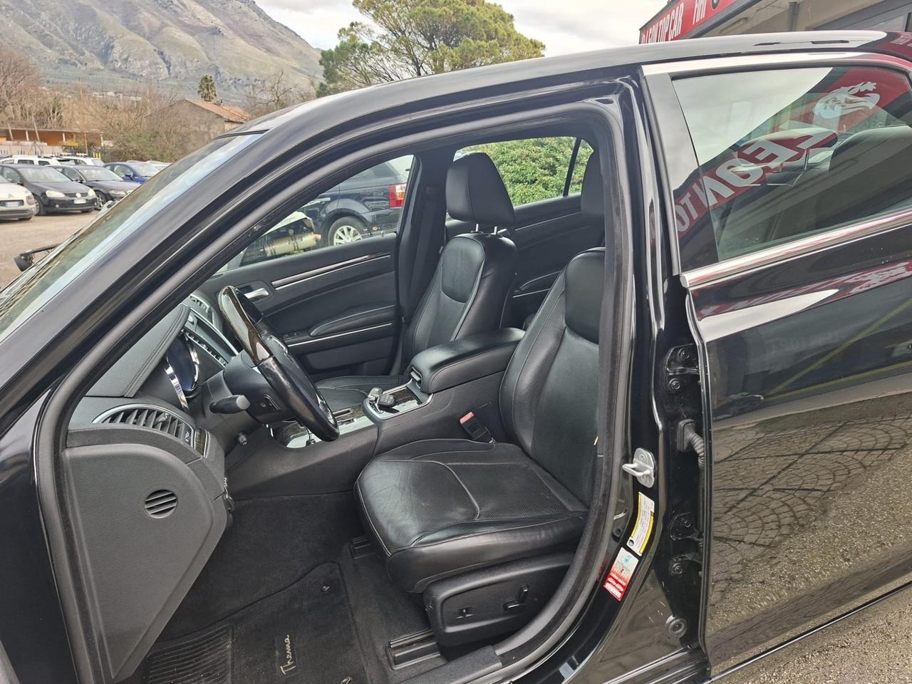 Lancia Thema 3.0 V6 Multijet II 190 CV Platinum km 120 mila