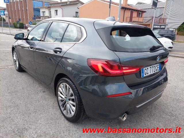 BMW 118 i 5p. Luxury PELLE TOTALE / NEOPATENTATI