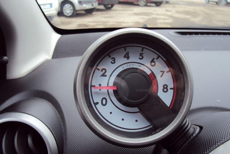 Peugeot 107 1.0 68CV 3p. Sweet Years