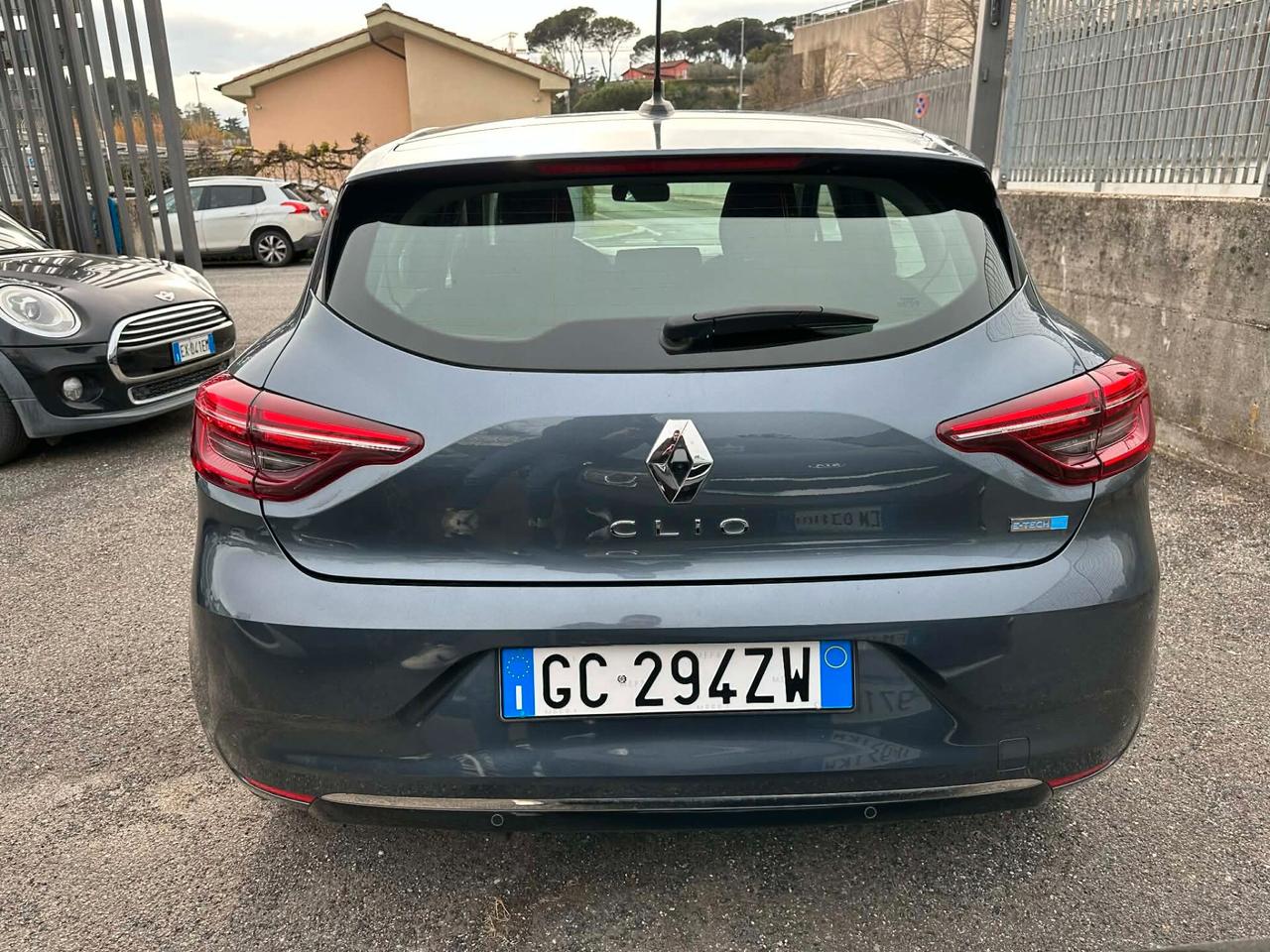 Renault Clio Full Hybrid E-Tech 140 CV 5 porte Intens