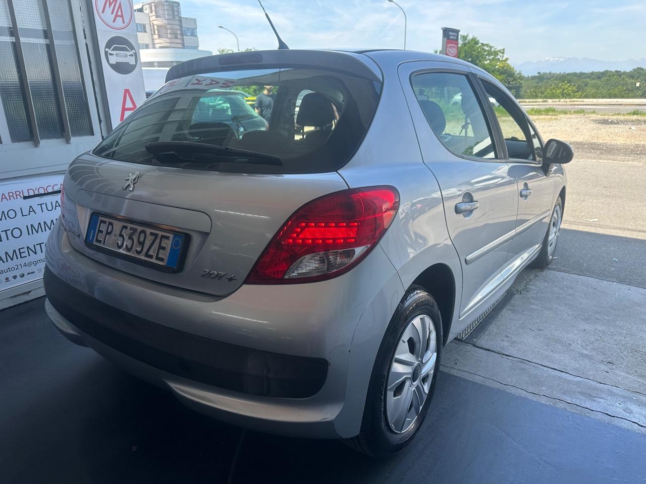 Peugeot 207 Plus 1.4 8V 75CV 5p. ECO GPL