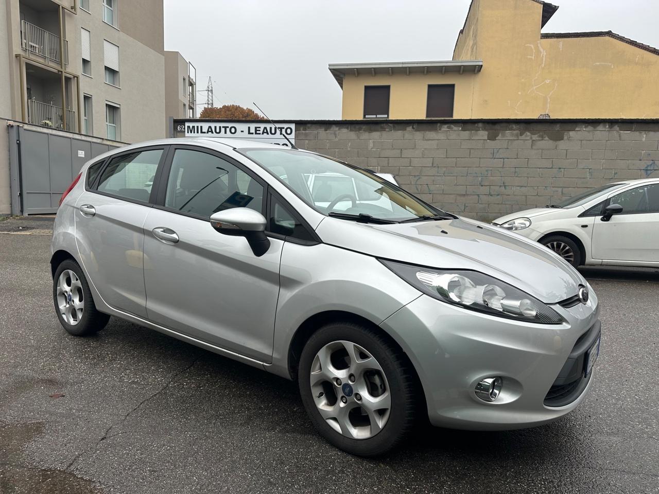 Ford Fiesta 1.4 GPL Business - euro 5 - ok neopatentati