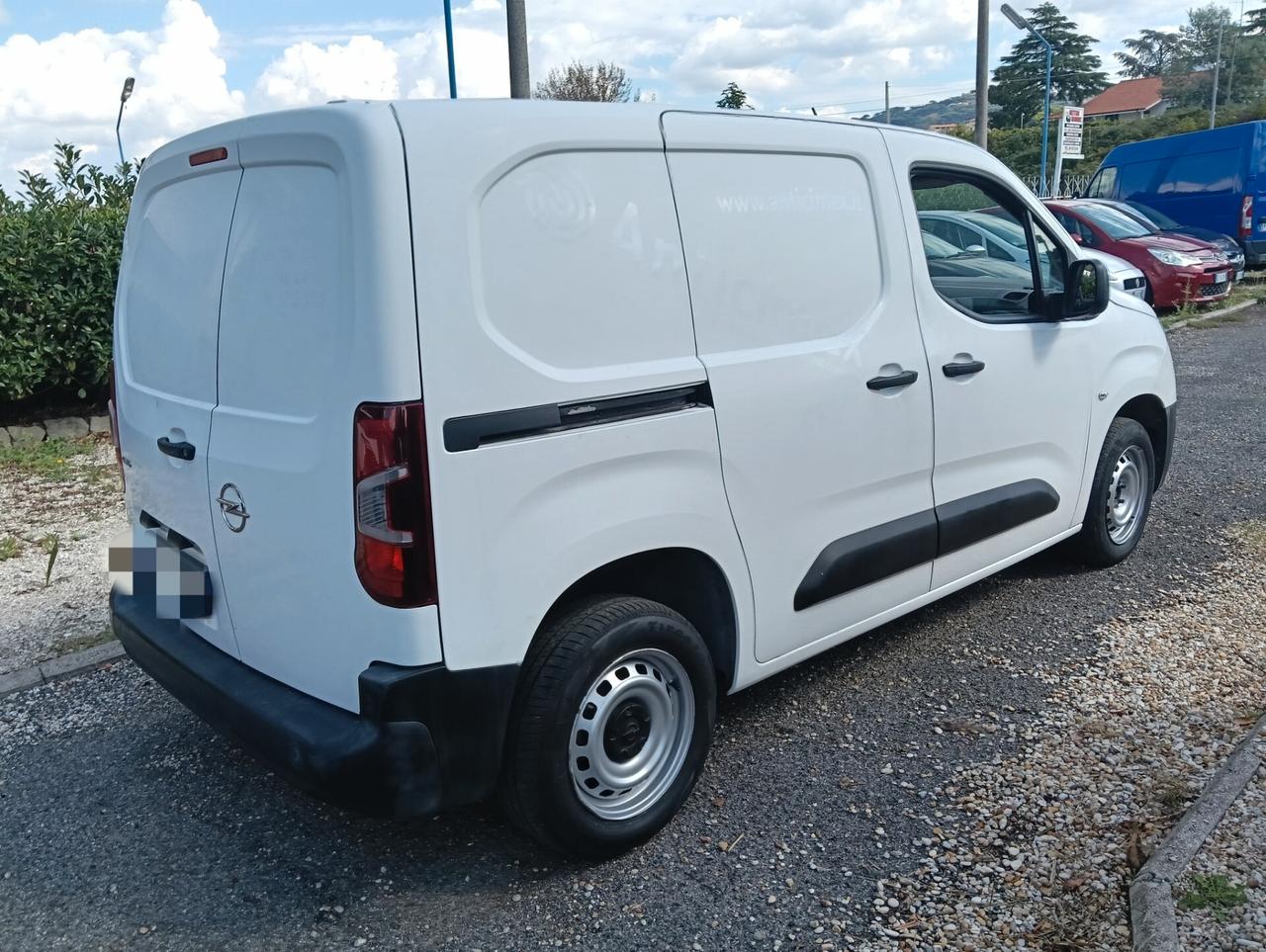 Opel combo 2020 1.5 euro6