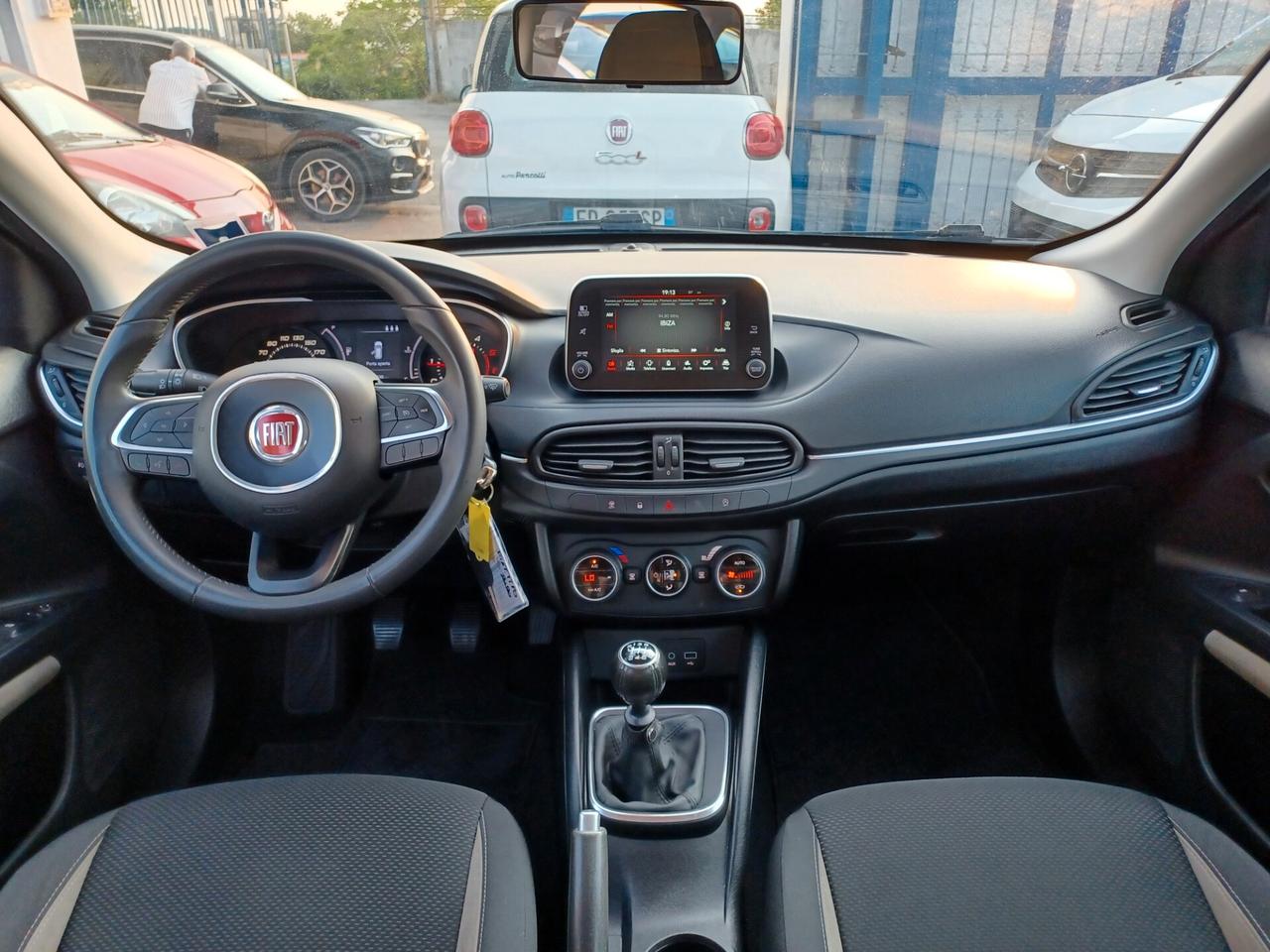 Fiat Tipo 1.6 M.Jet 120 cv SW Lounge PARI NUOVO