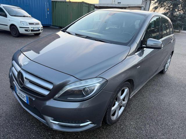 MERCEDES-BENZ B 180 CDI BlueEFFICIENCY senza nessun lavoro da fare