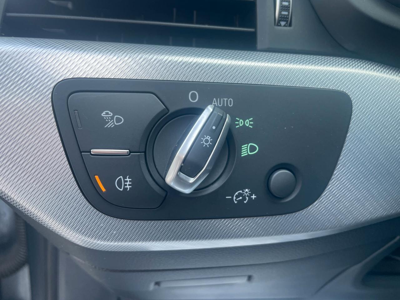 Audi A4 Avant 2.0 TFSI ultra S tronic Business