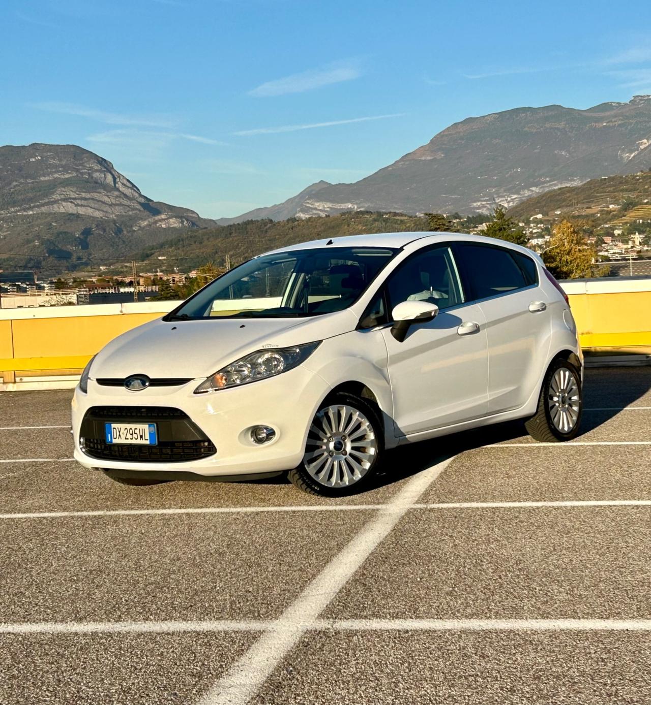Ford Fiesta 1.4 TDCi 5p. Titanium Neopatentati