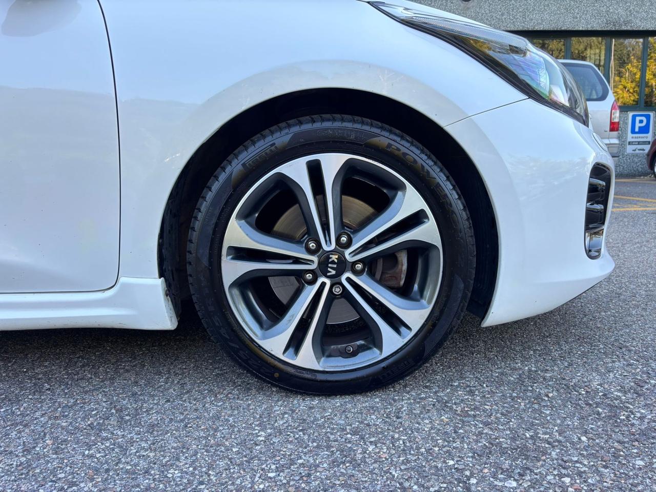 Kia Ceed cee'd 1.6 CRDi 136 CV DCT 5 porte GT Line MOLTO BELLA