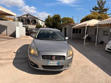 Fiat Croma 1.9 Multijet Emotion