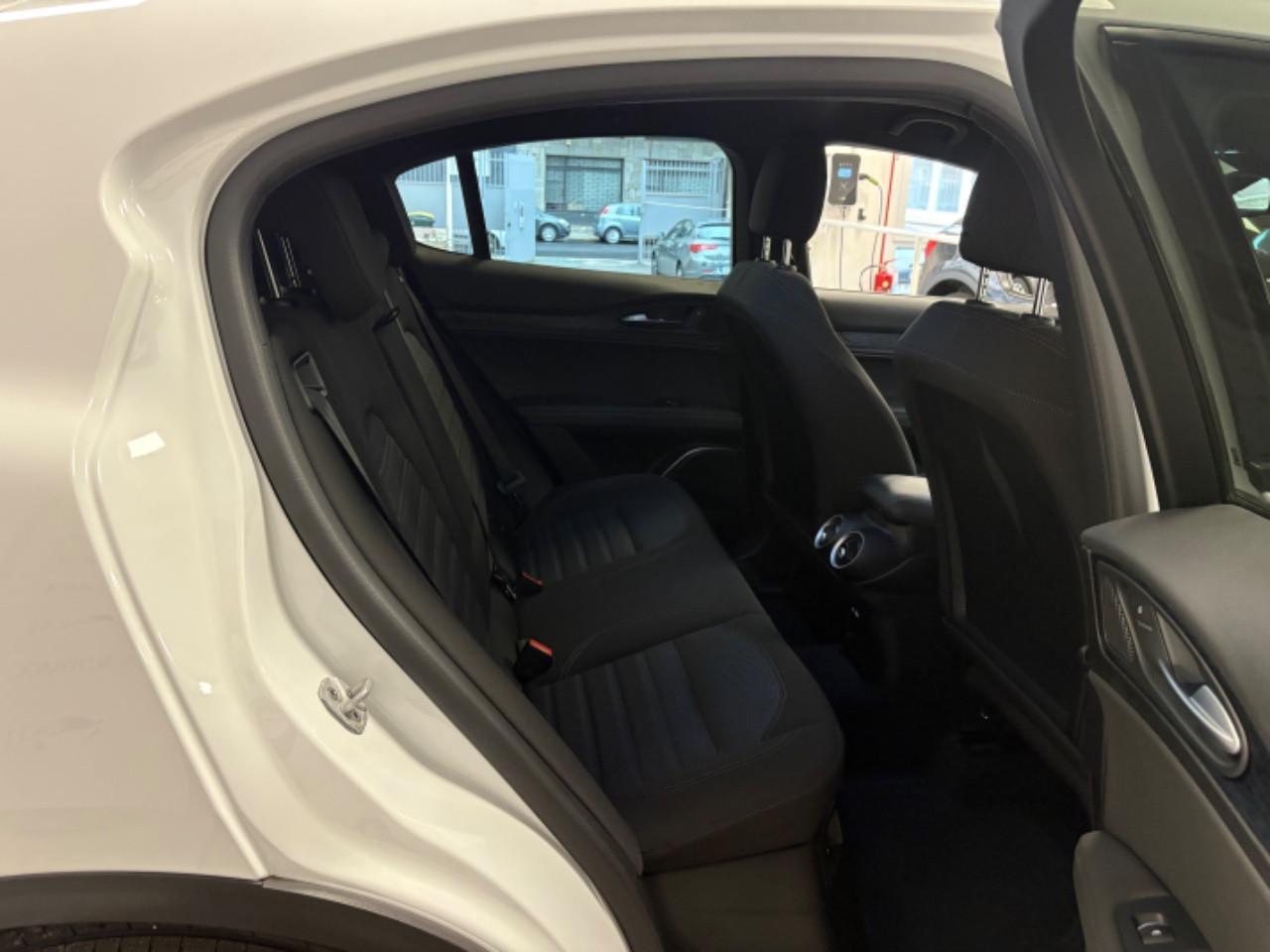 Alfa Romeo Stelvio 2.2 td Super Business AT8 Q4 190cv auto