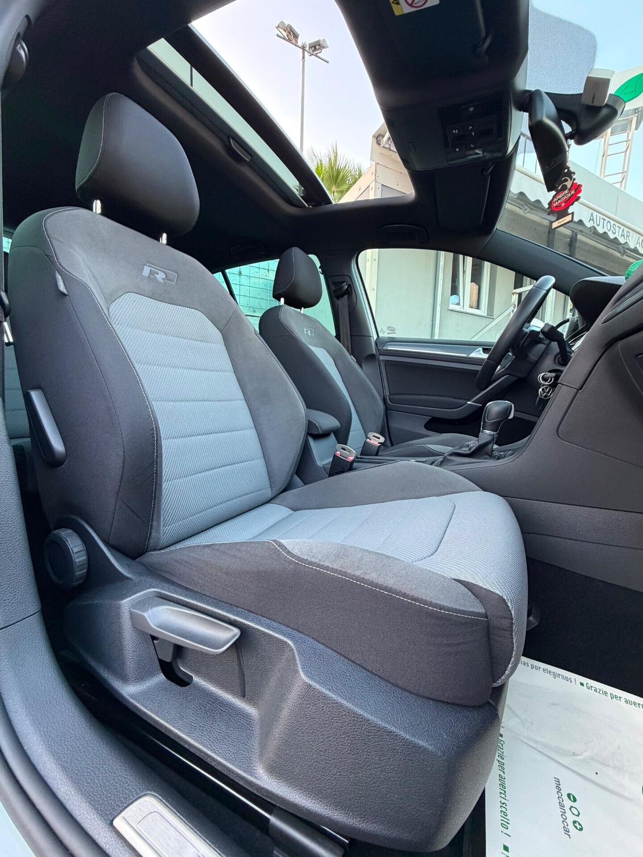 Volkswagen Golf 7 2.0 TDI 150CV R-LINE