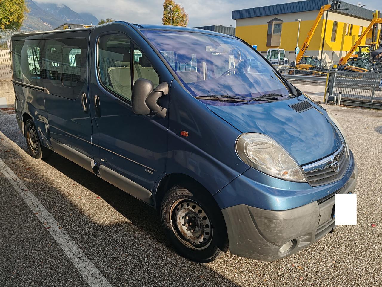 Opel Vivaro 29 2.0 CDTI PC-TN Combi 9 posti